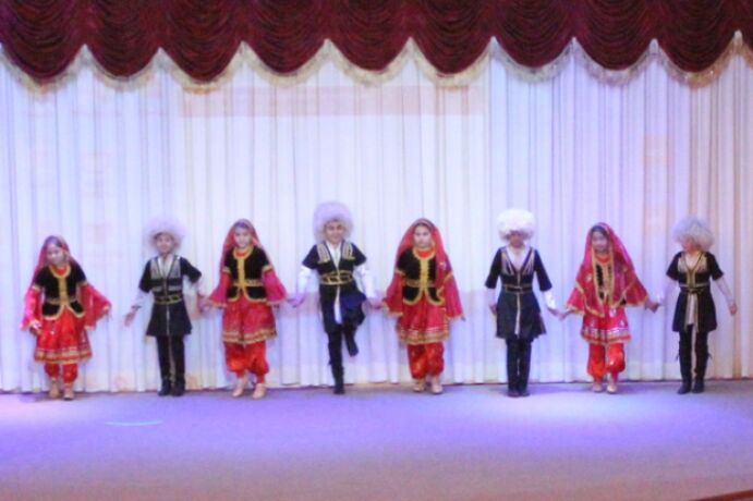 <p>Özbəkistandakı Azərbaycan Mədəniyyət Mərkəzində Novruz bayramı şənliyi keçirilib (FOTO=11)</p>