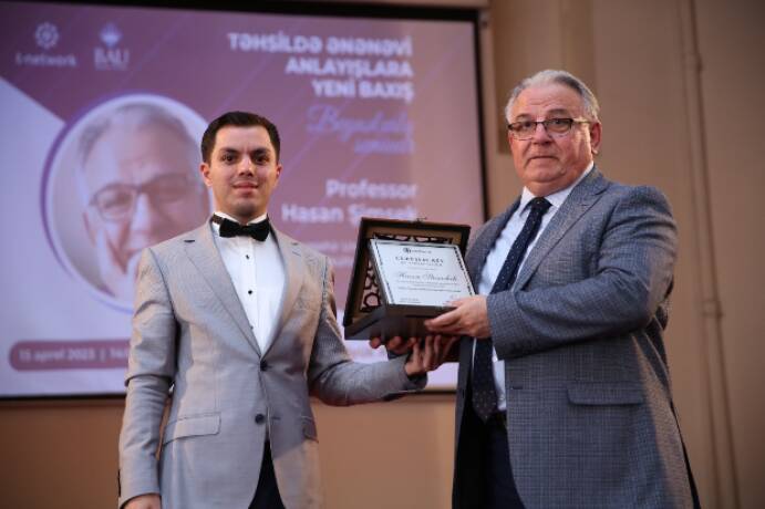 <p>ADPU-da beynəlxalq seminar: Təhsildə ənənəvi anlayışlara yeni baxış (FOTO=17)<br />
 </p>