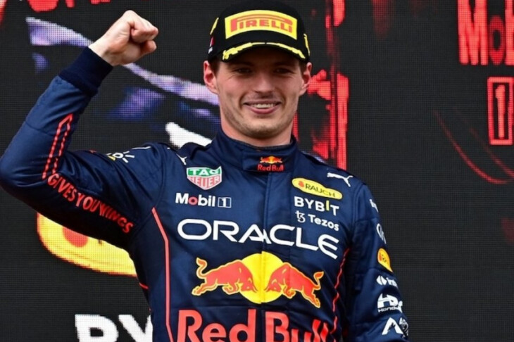<p> FORMULA-1: 