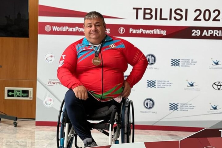 <p>PARALİMPİYA: Para-pauerliftinqçimiz Şamo Aslanov DK-da ikinci yeri tutub</p>