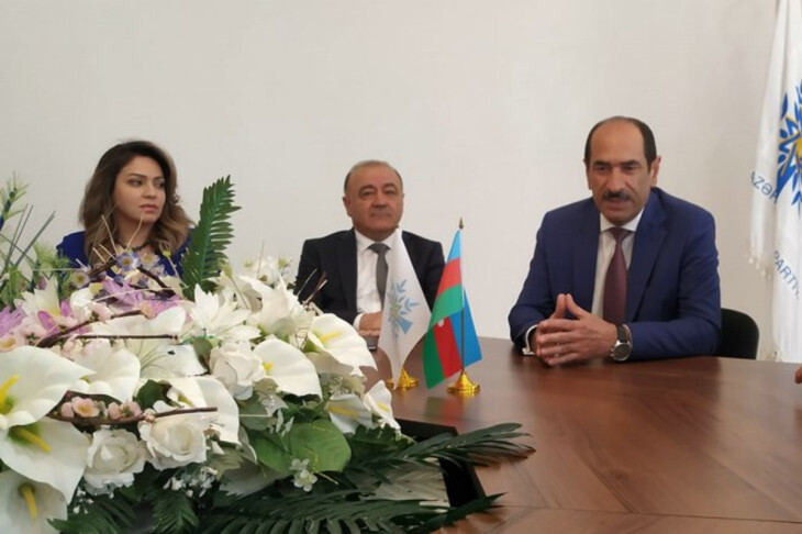 <p>AĞADDİN BABAYEV: Ulu Öndər Heydər Əliyevin anadan olmasının 100 illik yubileyinə həsr olunan tədbir keçirilib (FOTO=10)</p>