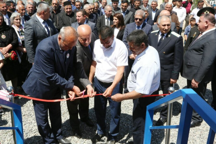 <p>MAİS İBRAHİMOV: Ağcabədinin Qiyaməddinli kəndində yeni tibb məntəqəsinin açılışı olub (FOTO=39)</p>