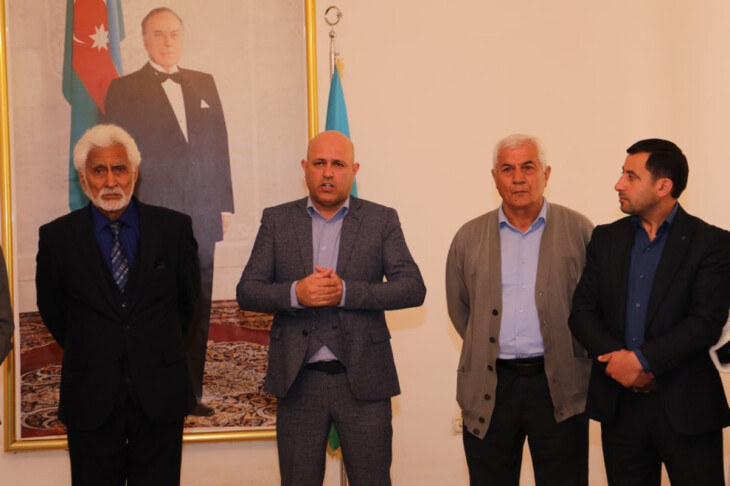 <p>AĞADDİN BABAYEV: Lənkəran teatrında Ulu Öndər Heydər Əliyevin 100 illik yubileyi qeyd olunub</p>