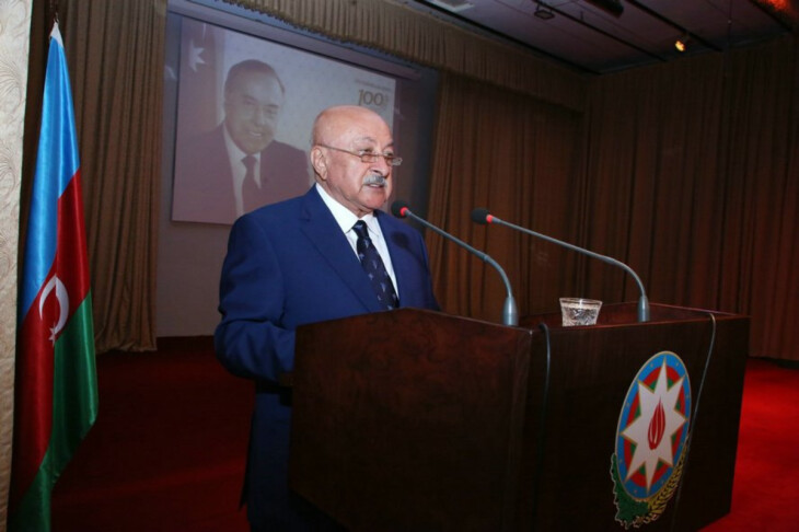 <p>MAİS İBRAHİMOV: Ağcabədidə Dahi liderin xatirəsi anılıb, rəsmi yığıncaq keçirilib (FOTO=82)</p>