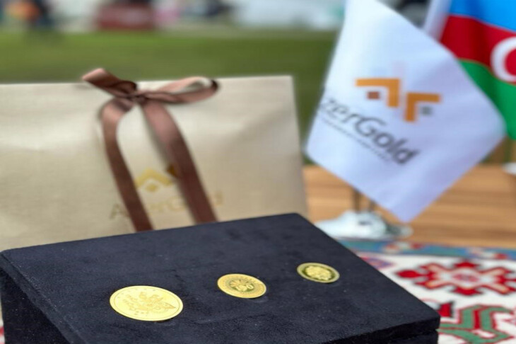 <p>“AzerGold” QSC-nin qızıl sikkə kolleksiyaları Birləşmiş Krallıqda nümayiş olunub</p>