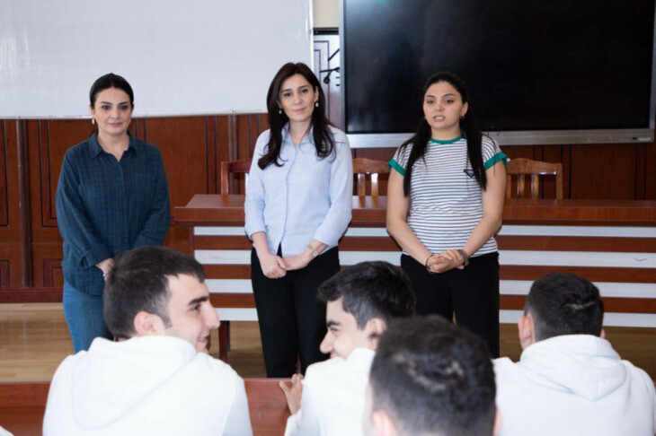 <p>BDU-da autizm sindromlu gənclər üçün infotur (FOTO=5)<br />
 </p>