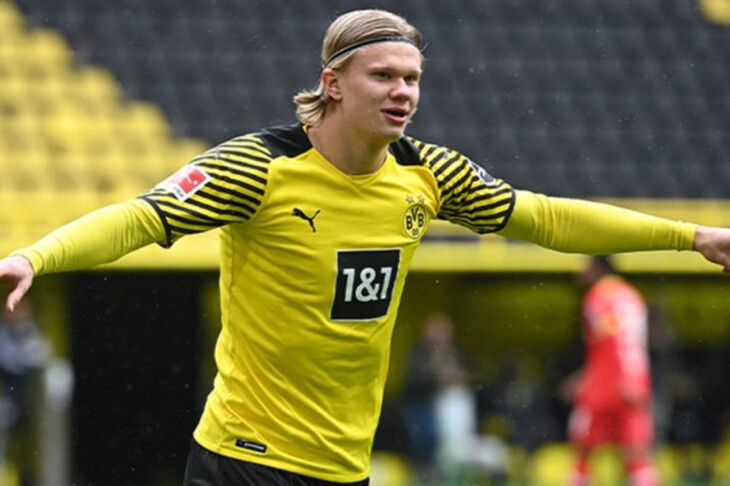 <p>FUTBOL: Erlinq Xoland Avropada mövsümün ən uğurlu transferi hesab edilib</p>