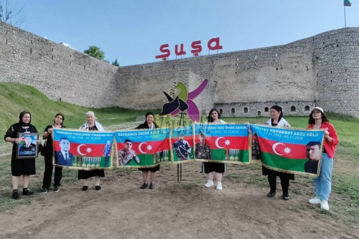 <p>MAİS İBRAHİMOV: Ağcabədili şəhid ailələri Şuşada (FOTO=24)</p>