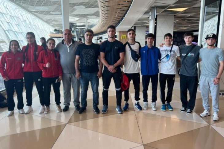 <p>BOKS: Gənc boksçularımız Macarıstan turnirinə qatılıblar </p>