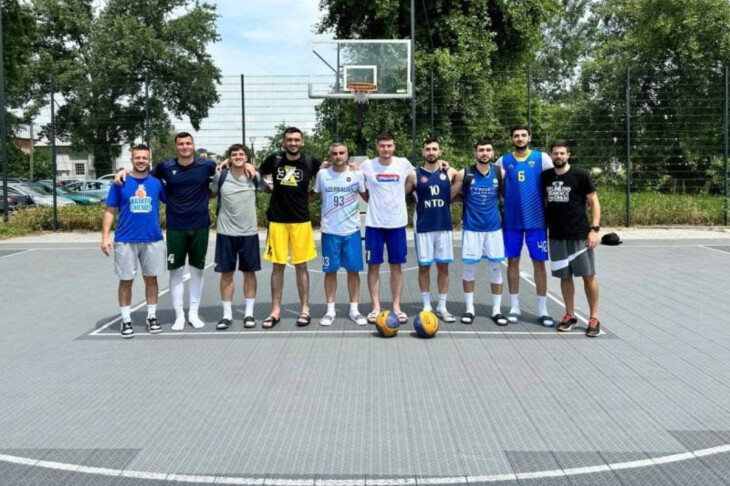 <p>BASKETBOL. 3X3. Avropa Kuboku: 3X3 basketbolu üzrə yığmamız AK-nın seçmələrində oynayacaq</p>