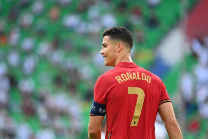 <p>FUTBOL: Ronaldo Portuqaliya üçün 200 matçda</p>