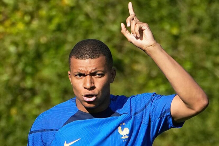 <p>FUTBOL: Real Madrid və PSJ Mbappe ilə bağlı razılığa gəlmir</p>