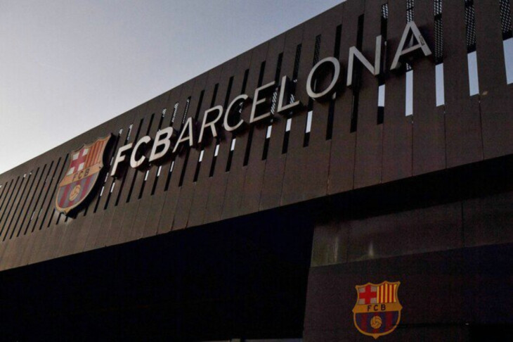 <p>FUTBOL: Barsa La Liqaya 6,67 milyon avro zəmanət verib</p>