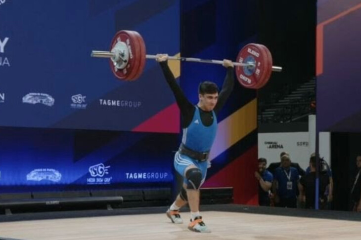 <p>AĞIRLIQQALDIRMA: Atletlərimiz AÇ-da daha iki medal qazanıblar</p>