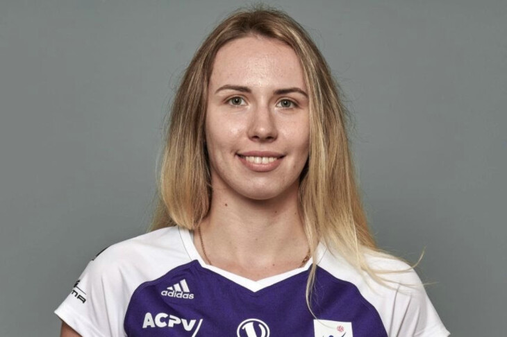 <p>VOLEYBOL: Qadın voleybol yığmamızın üzvü Alena Xarçenko klubunu dəyişib</p>