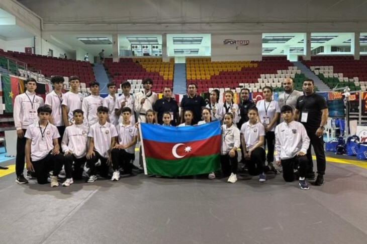 <p>TAEKVONDO: Azərvaycan taekvondoçuları Türkiyədə daha 4 medal qazanıblar</p>