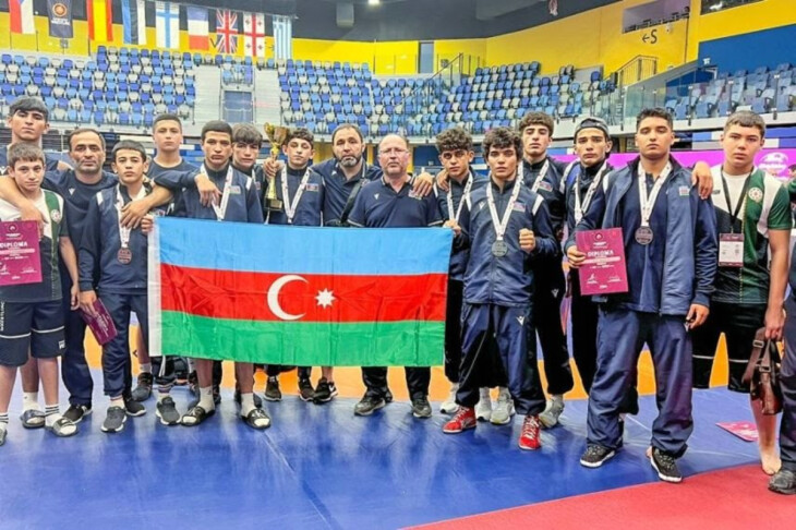 <p>GÜLƏŞ: Sərbəst güləş üzrə U-15 yığmamız AÇ-da 9 medalla ikinci olub</p>