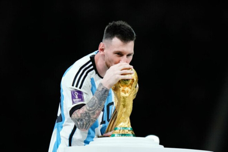 <p>Lionel Messi futbolda uzunömürlü olmasının səbəblərini açıqlayıb</p>
