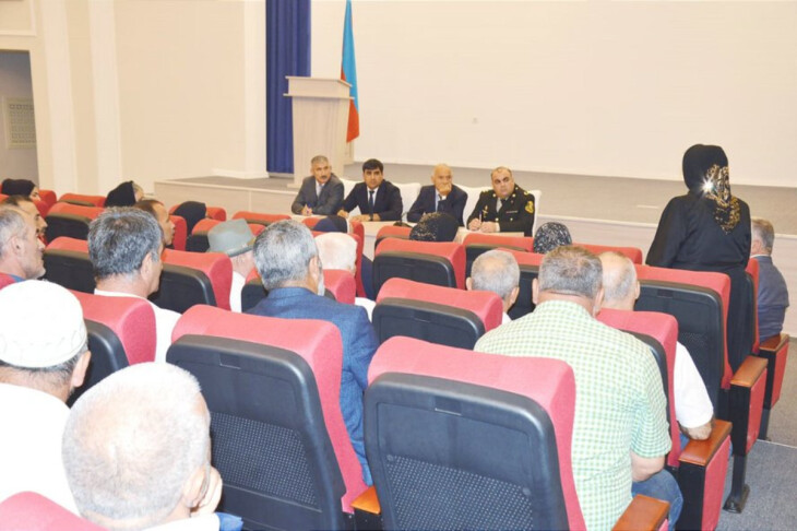 <p>Masallı RİH başçısının şəhid ailələri ilə növbəti görüşü (FOTO=6)</p>