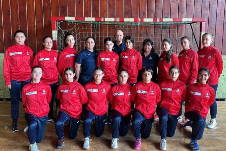 <p>HƏNDBOL: Həndbolçu qızlardan ibarət U-17 yığmamız AÇ-ya hazırlığı davam etdirir</p>