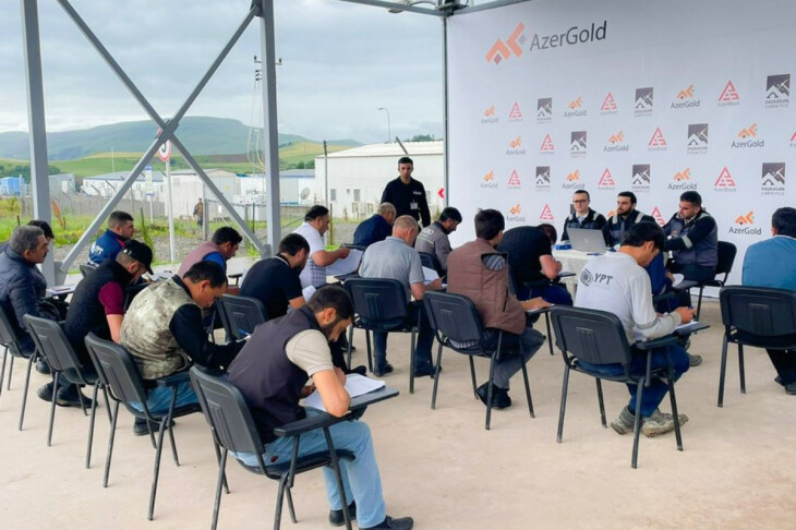 <p>“AzerGold” QSC-də Gəncə-Daşkəsən regionu üzrə test üsulu ilə işə qəbul prosesi davam etdirilir</p>