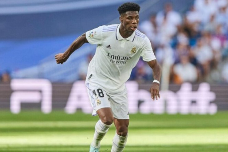 <p>FUTBOL: Tomas Tuxel indi də Orelyen Tçuameni 