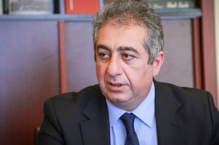 <p>Qubad İbadoğlu FETÖ ilə bağlı saxlanılıb - RƏSMİ</p>
