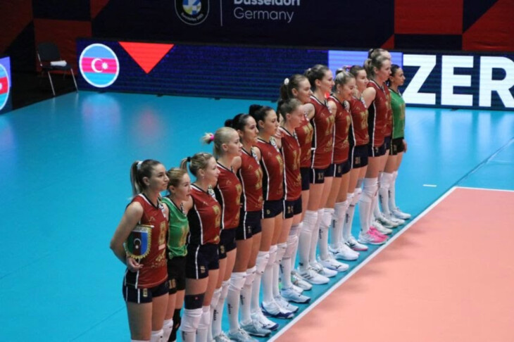 <p>VOLEYBOL: Qadın voleybol yığmamız AÇ-da növbəti mərhələyə keçmək üçün İsveçi mütləq udmalıdır </p>