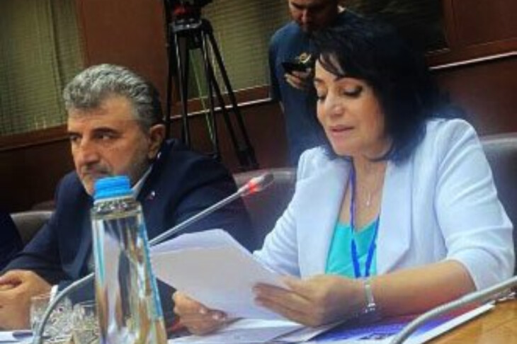 <p>Rəhman Orxan: Rusiya Federasiyasının keçirdiyi Beynəlxalq Forumda Azərbaycanı tanınmış şairə Xatirə Fərəcli təmsil edib<br />
 </p>