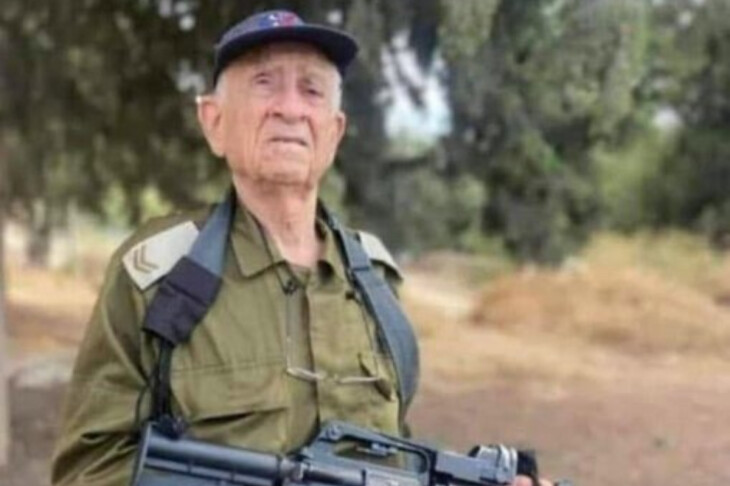 <p>95 yaşlı israilli ordu sıralarına könüllü yazıldı</p>